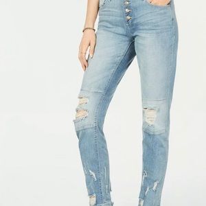 Distressed Boyfriend Jeans